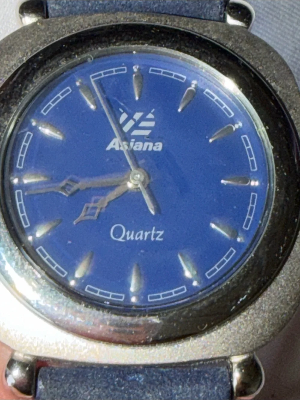 Vintage Asiana Airlines Blue Quartz Promo Wrist Watch New Battery Needed
